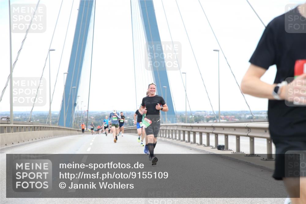 03.10.2025 - Köhlbrandbrückenlauf Jannik Wohlers http://msf.ph/oto/9155109 03.10.2025 15:20:14 Position 1  meine-sportfotos.de