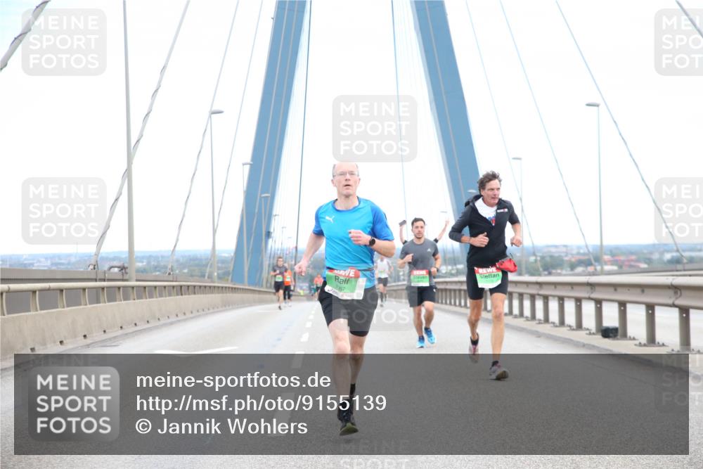 03.10.2025 - Köhlbrandbrückenlauf Jannik Wohlers http://msf.ph/oto/9155139 03.10.2025 15:20:24 Position 1 7067 meine-sportfotos.de