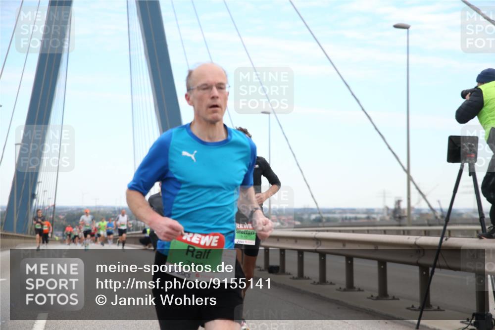 03.10.2025 - Köhlbrandbrückenlauf Jannik Wohlers http://msf.ph/oto/9155141 03.10.2025 15:20:25 Position 1 7067, 7170 meine-sportfotos.de