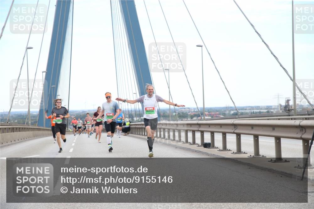 03.10.2025 - Köhlbrandbrückenlauf Jannik Wohlers http://msf.ph/oto/9155146 03.10.2025 15:20:32 Position 1  meine-sportfotos.de