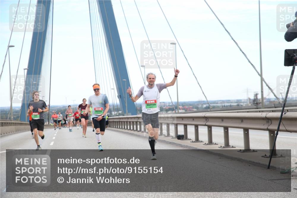 03.10.2025 - Köhlbrandbrückenlauf Jannik Wohlers http://msf.ph/oto/9155154 03.10.2025 15:20:33 Position 1  meine-sportfotos.de