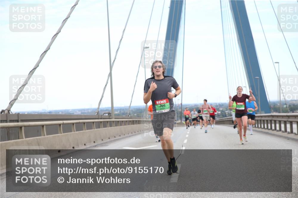 03.10.2025 - Köhlbrandbrückenlauf Jannik Wohlers http://msf.ph/oto/9155170 03.10.2025 15:20:35 Position 1 9521 meine-sportfotos.de