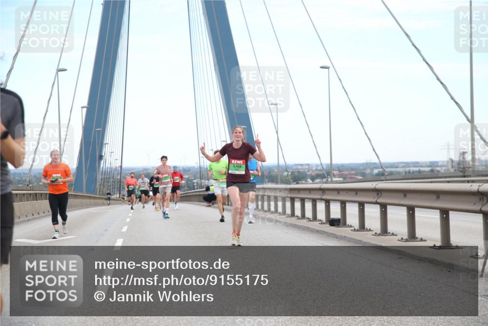 03.10.2025 - Köhlbrandbrückenlauf Jannik Wohlers http://msf.ph/oto/9155175 03.10.2025 15:20:36 Position 1  meine-sportfotos.de