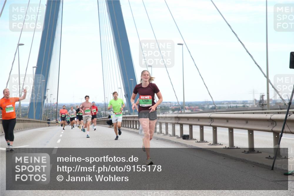 03.10.2025 - Köhlbrandbrückenlauf Jannik Wohlers http://msf.ph/oto/9155178 03.10.2025 15:20:37 Position 1 7051 meine-sportfotos.de