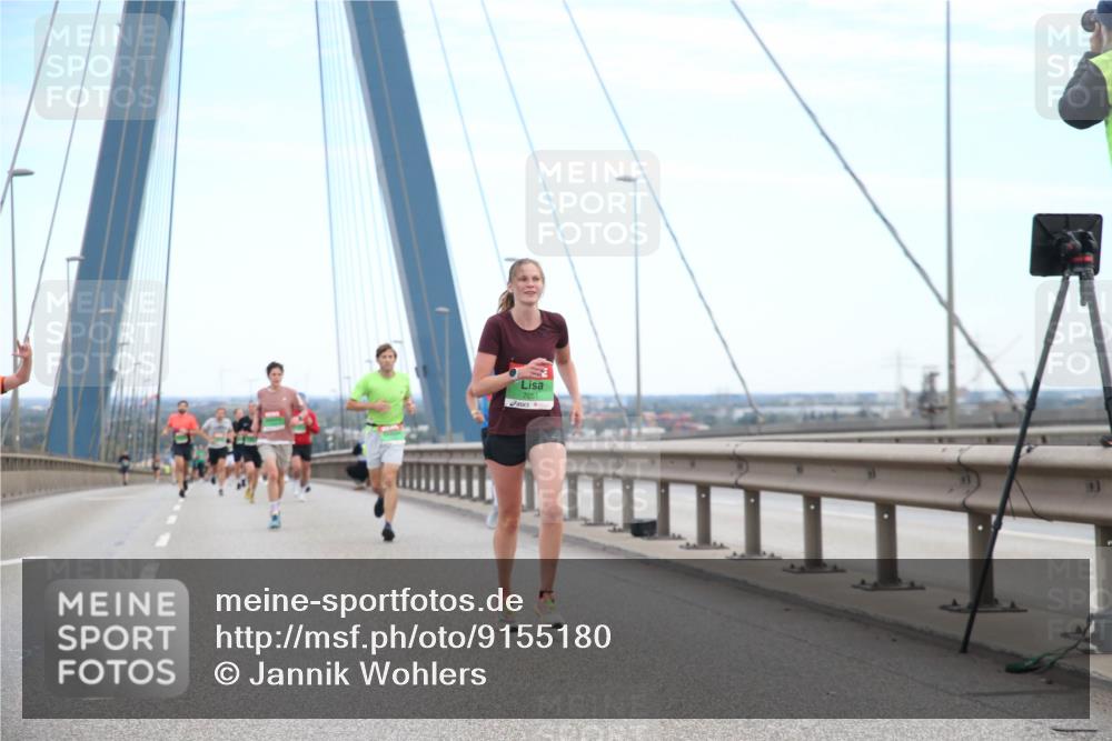 03.10.2025 - Köhlbrandbrückenlauf Jannik Wohlers http://msf.ph/oto/9155180 03.10.2025 15:20:37 Position 1 7051 meine-sportfotos.de