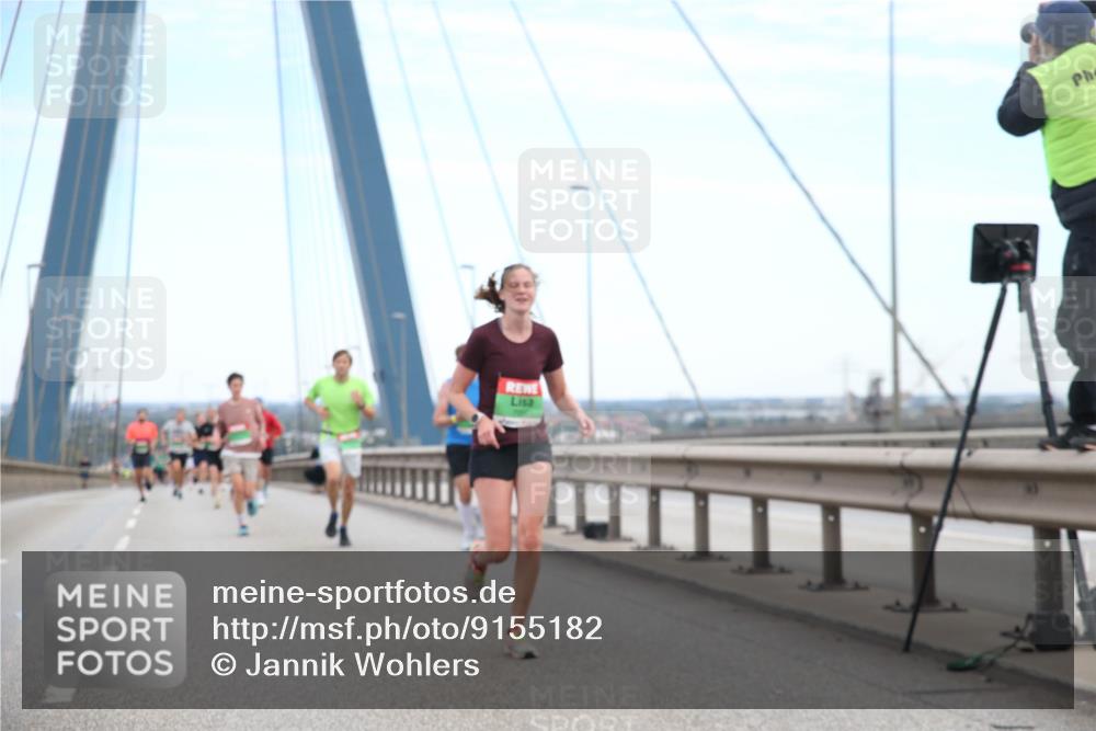 03.10.2025 - Köhlbrandbrückenlauf Jannik Wohlers http://msf.ph/oto/9155182 03.10.2025 15:20:38 Position 1  meine-sportfotos.de