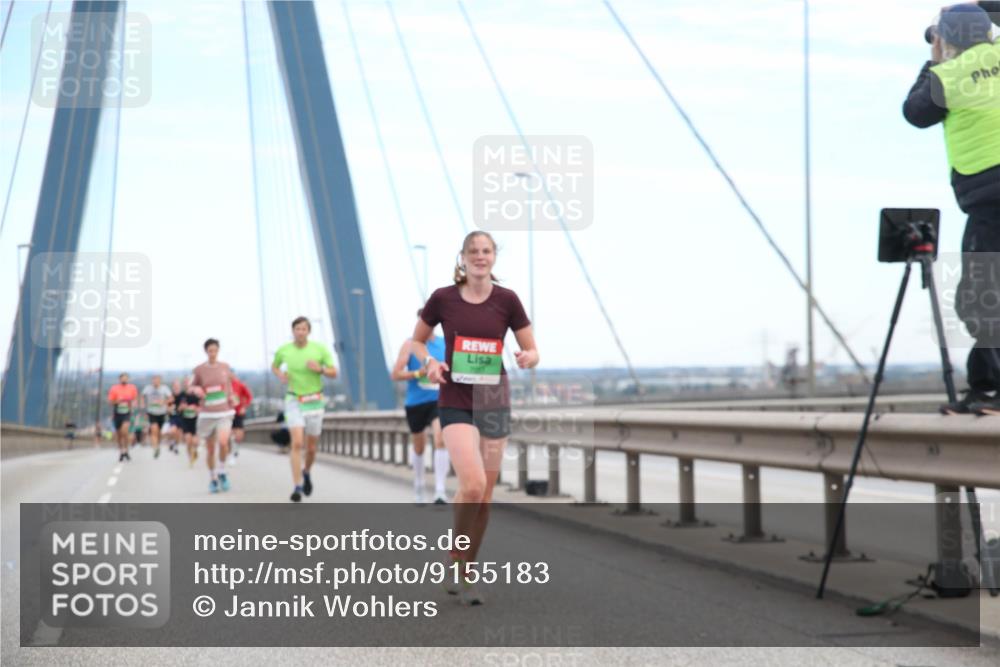 03.10.2025 - Köhlbrandbrückenlauf Jannik Wohlers http://msf.ph/oto/9155183 03.10.2025 15:20:38 Position 1  meine-sportfotos.de