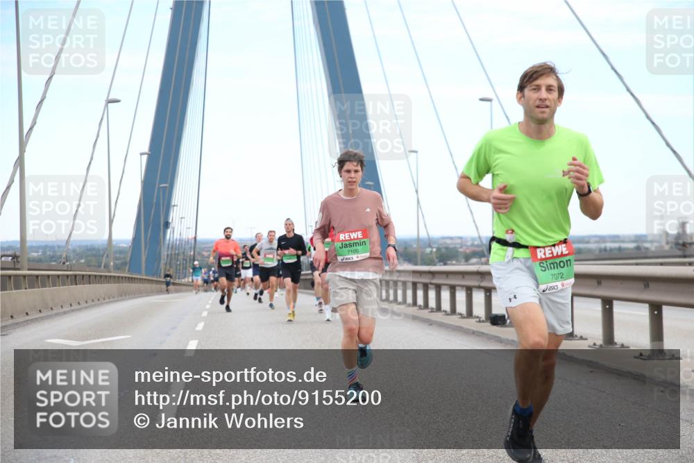 03.10.2025 - Köhlbrandbrückenlauf Jannik Wohlers http://msf.ph/oto/9155200 03.10.2025 15:20:41 Position 1 20, 7100, 7072 meine-sportfotos.de