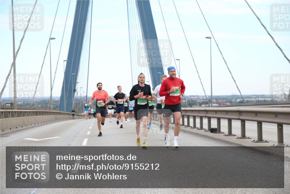 03.10.2025 - Köhlbrandbrückenlauf Jannik Wohlers http://msf.ph/oto/9155212 03.10.2025 15:20:44 Position 1 8976 meine-sportfotos.de