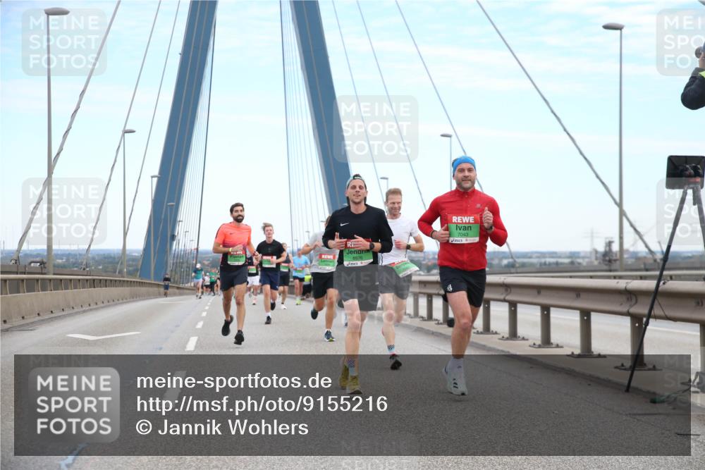 03.10.2025 - Köhlbrandbrückenlauf Jannik Wohlers http://msf.ph/oto/9155216 03.10.2025 15:20:45 Position 1 8976, 7043 meine-sportfotos.de