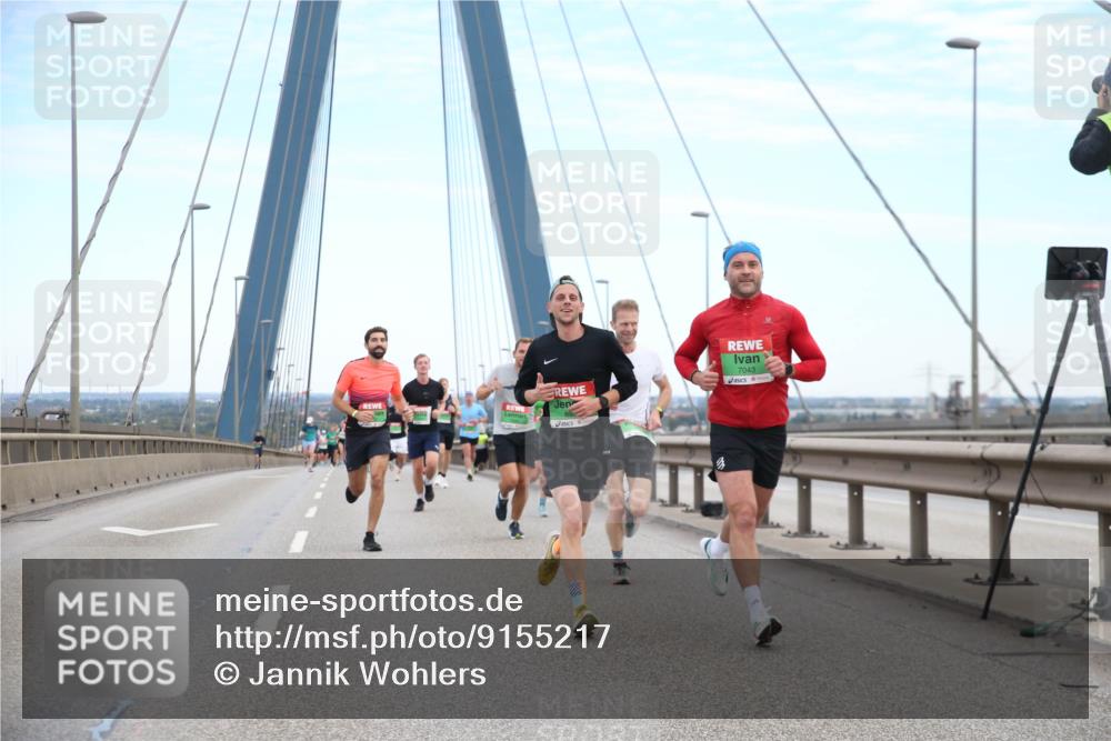 03.10.2025 - Köhlbrandbrückenlauf Jannik Wohlers http://msf.ph/oto/9155217 03.10.2025 15:20:45 Position 1 7043 meine-sportfotos.de
