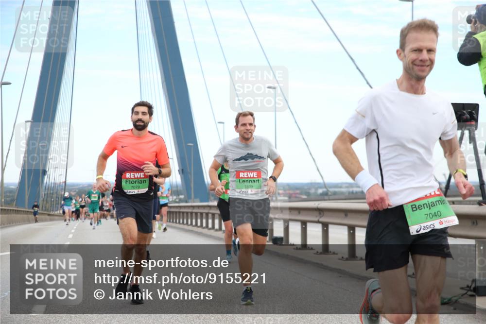 03.10.2025 - Köhlbrandbrückenlauf Jannik Wohlers http://msf.ph/oto/9155221 03.10.2025 15:20:47 Position 1 7079, 7809, 7040 meine-sportfotos.de