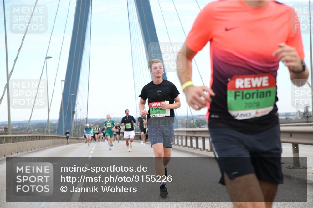 03.10.2025 - Köhlbrandbrückenlauf Jannik Wohlers http://msf.ph/oto/9155226 03.10.2025 15:20:48 Position 1 7029, 7079 meine-sportfotos.de