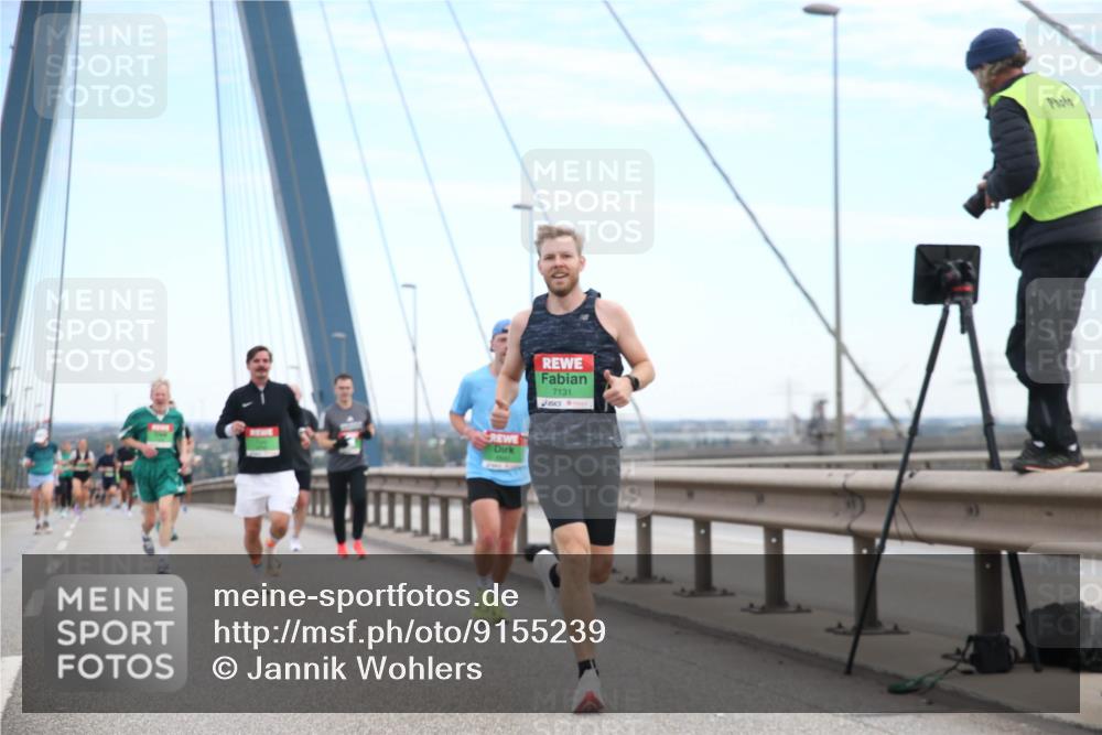 03.10.2025 - Köhlbrandbrückenlauf Jannik Wohlers http://msf.ph/oto/9155239 03.10.2025 15:20:51 Position 1 7131 meine-sportfotos.de