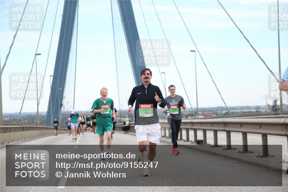03.10.2025 - Köhlbrandbrückenlauf Jannik Wohlers http://msf.ph/oto/9155247 03.10.2025 15:20:53 Position 1 9750 meine-sportfotos.de