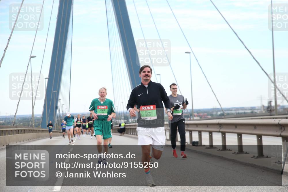 03.10.2025 - Köhlbrandbrückenlauf Jannik Wohlers http://msf.ph/oto/9155250 03.10.2025 15:20:53 Position 1 7109, 9750 meine-sportfotos.de