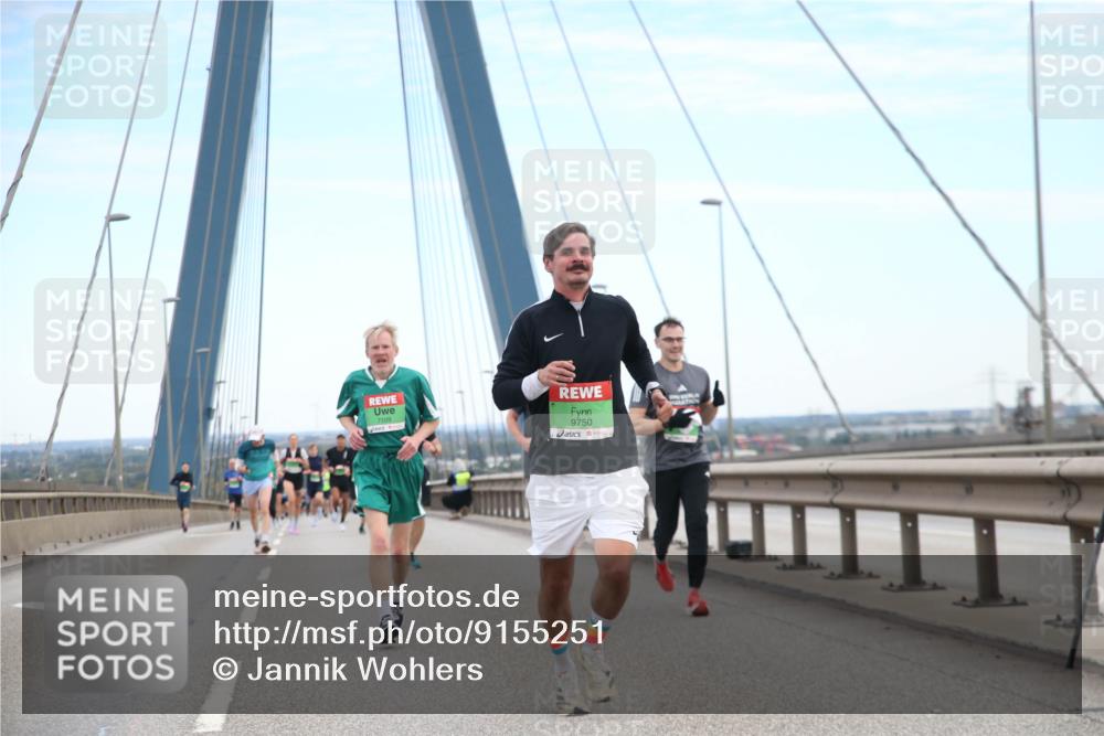 03.10.2025 - Köhlbrandbrückenlauf Jannik Wohlers http://msf.ph/oto/9155251 03.10.2025 15:20:53 Position 1 7109, 9750 meine-sportfotos.de