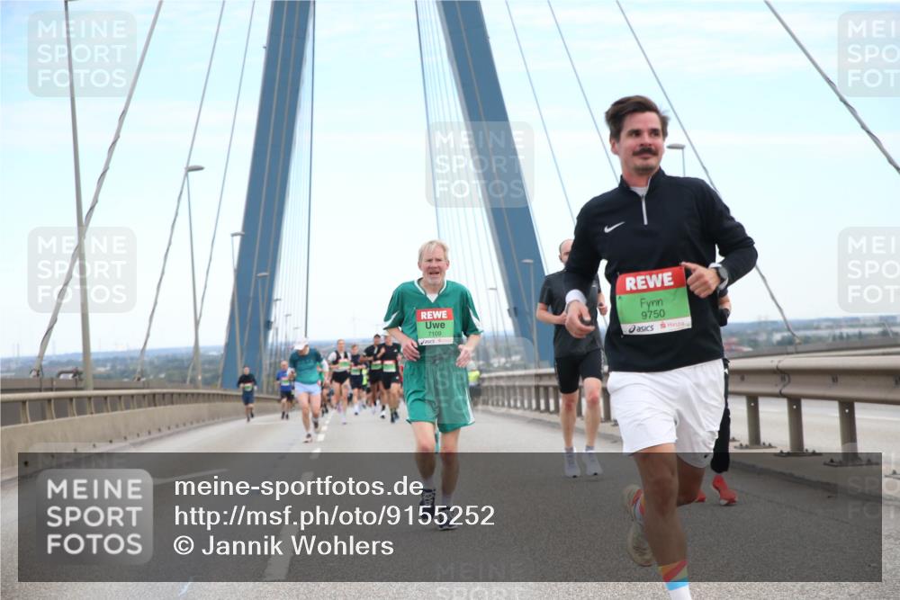 03.10.2025 - Köhlbrandbrückenlauf Jannik Wohlers http://msf.ph/oto/9155252 03.10.2025 15:20:54 Position 1 7109, 9750 meine-sportfotos.de