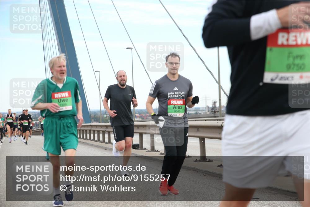 03.10.2025 - Köhlbrandbrückenlauf Jannik Wohlers http://msf.ph/oto/9155257 03.10.2025 15:20:55 Position 1 7109, 9340, 9750 meine-sportfotos.de