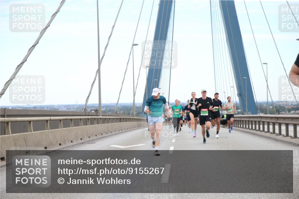 03.10.2025 - Köhlbrandbrückenlauf Jannik Wohlers http://msf.ph/oto/9155267 03.10.2025 15:20:58 Position 1  meine-sportfotos.de