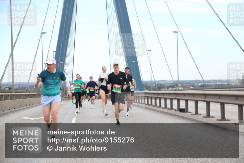 03.10.2025 - Köhlbrandbrückenlauf Jannik Wohlers http://msf.ph/oto/9155276 03.10.2025 15:20:59 Position 1 2025 meine-sportfotos.de