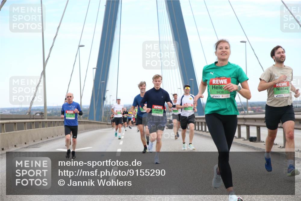 03.10.2025 - Köhlbrandbrückenlauf Jannik Wohlers http://msf.ph/oto/9155290 03.10.2025 15:21:03 Position 1 8920, 9438, 7274 meine-sportfotos.de