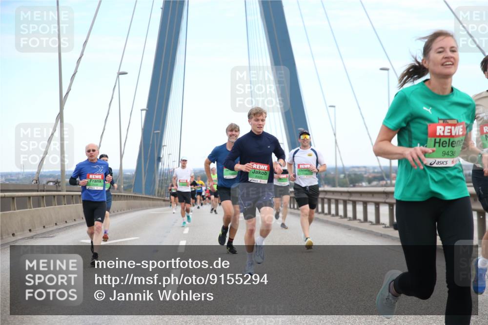 03.10.2025 - Köhlbrandbrückenlauf Jannik Wohlers http://msf.ph/oto/9155294 03.10.2025 15:21:04 Position 1 9438, 8920 meine-sportfotos.de