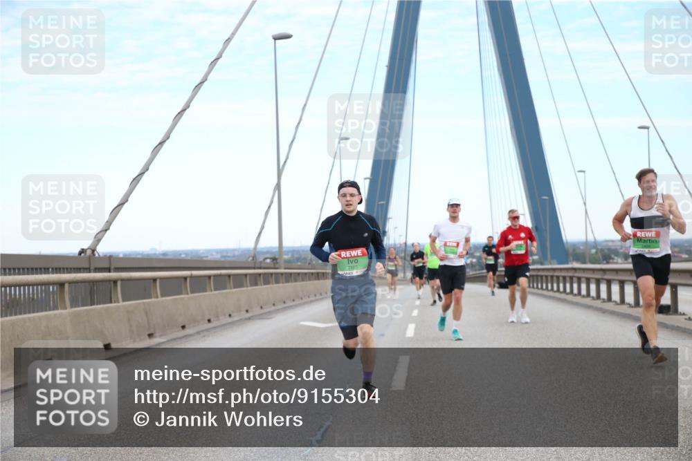 03.10.2025 - Köhlbrandbrückenlauf Jannik Wohlers http://msf.ph/oto/9155304 03.10.2025 15:21:07 Position 1 7165 meine-sportfotos.de