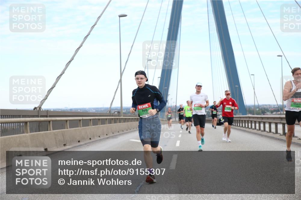03.10.2025 - Köhlbrandbrückenlauf Jannik Wohlers http://msf.ph/oto/9155307 03.10.2025 15:21:07 Position 1 7165, 7456 meine-sportfotos.de