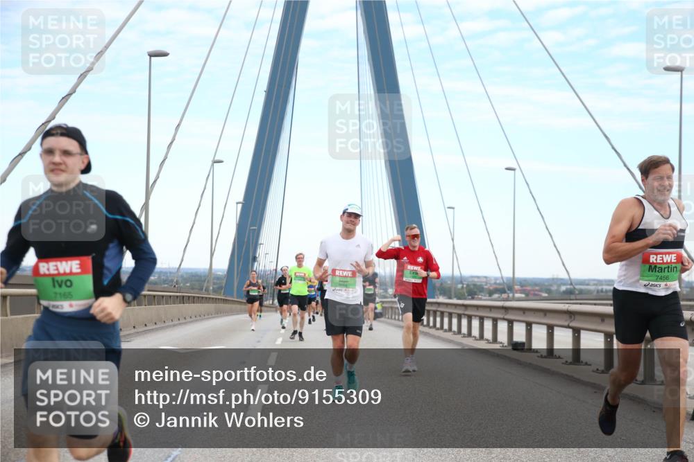 03.10.2025 - Köhlbrandbrückenlauf Jannik Wohlers http://msf.ph/oto/9155309 03.10.2025 15:21:08 Position 1 7165, 7456 meine-sportfotos.de