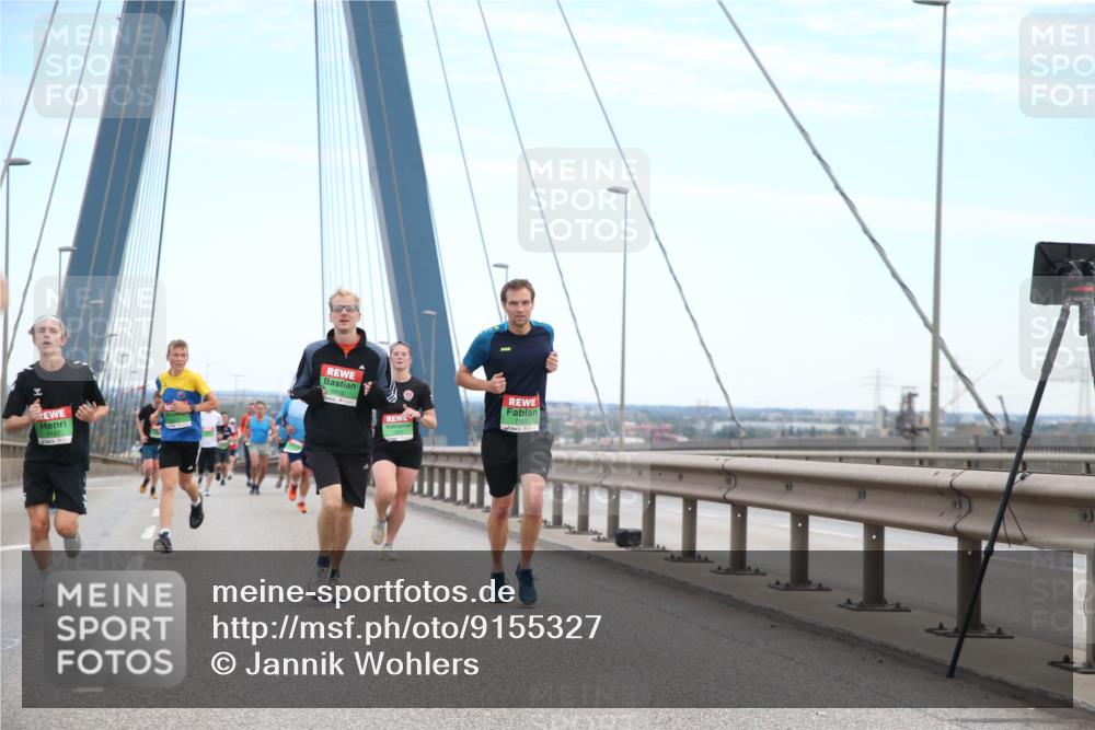 03.10.2025 - Köhlbrandbrückenlauf Jannik Wohlers http://msf.ph/oto/9155327 03.10.2025 15:21:13 Position 1 9187, 8820, 7107 meine-sportfotos.de
