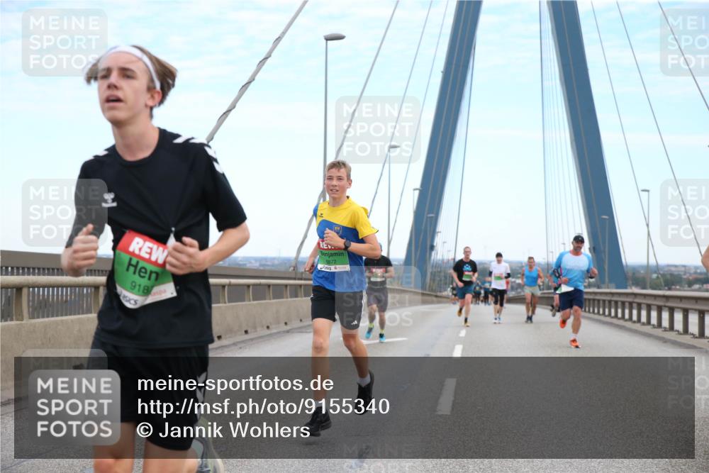 03.10.2025 - Köhlbrandbrückenlauf Jannik Wohlers http://msf.ph/oto/9155340 03.10.2025 15:21:16 Position 1 918, 8872 meine-sportfotos.de
