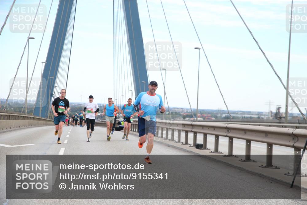 03.10.2025 - Köhlbrandbrückenlauf Jannik Wohlers http://msf.ph/oto/9155341 03.10.2025 15:21:17 Position 1  meine-sportfotos.de