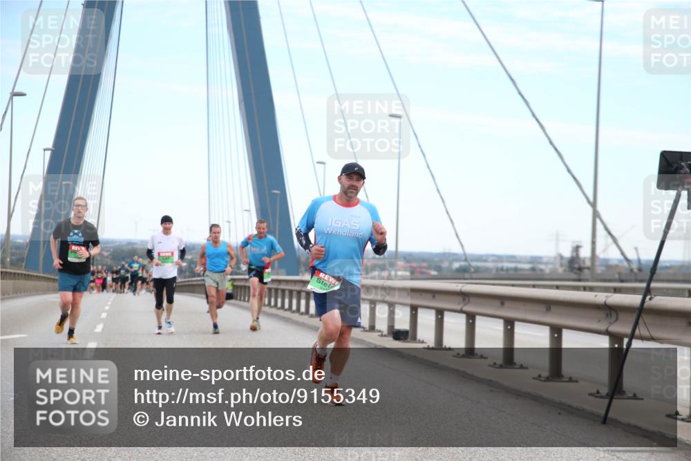 03.10.2025 - Köhlbrandbrückenlauf Jannik Wohlers http://msf.ph/oto/9155349 03.10.2025 15:21:18 Position 1  meine-sportfotos.de