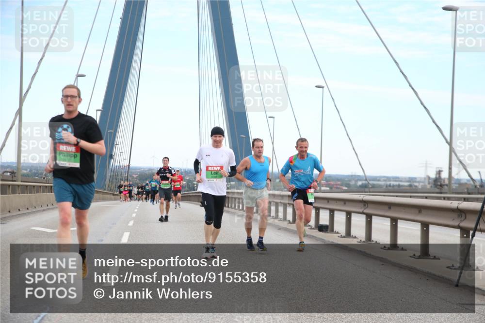 03.10.2025 - Köhlbrandbrückenlauf Jannik Wohlers http://msf.ph/oto/9155358 03.10.2025 15:21:20 Position 1 8761 meine-sportfotos.de