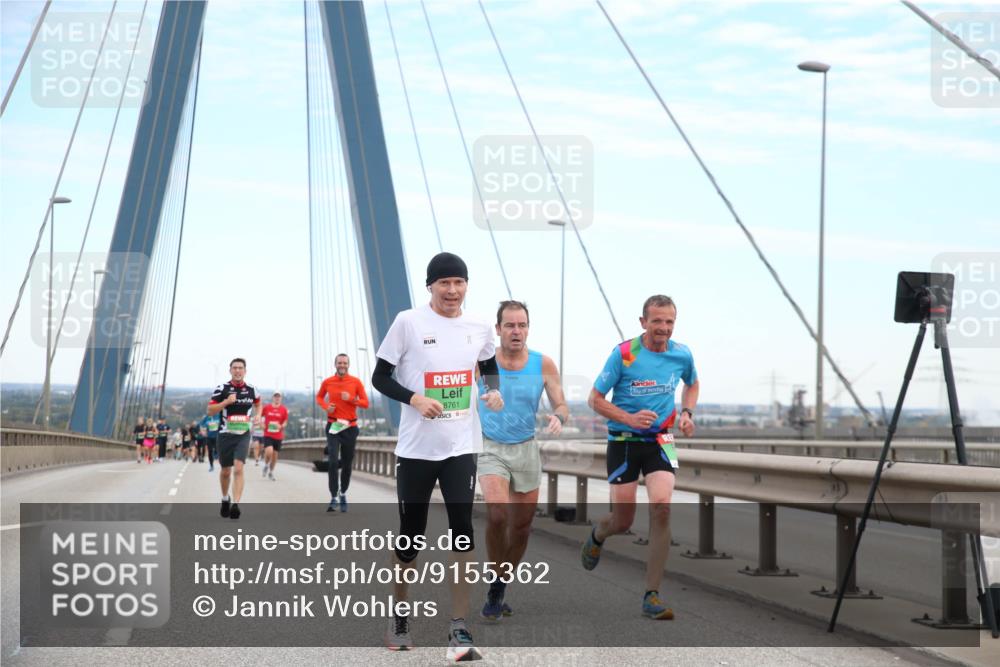 03.10.2025 - Köhlbrandbrückenlauf Jannik Wohlers http://msf.ph/oto/9155362 03.10.2025 15:21:21 Position 1 8761 meine-sportfotos.de