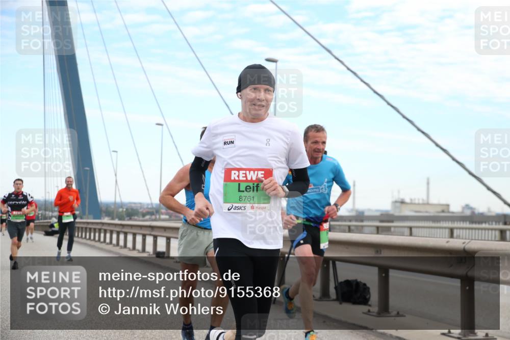 03.10.2025 - Köhlbrandbrückenlauf Jannik Wohlers http://msf.ph/oto/9155368 03.10.2025 15:21:22 Position 1 8761 meine-sportfotos.de