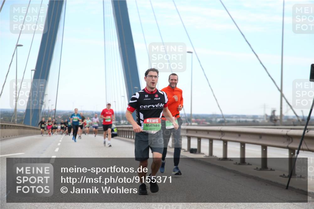 03.10.2025 - Köhlbrandbrückenlauf Jannik Wohlers http://msf.ph/oto/9155371 03.10.2025 15:21:25 Position 1 3, 9512 meine-sportfotos.de