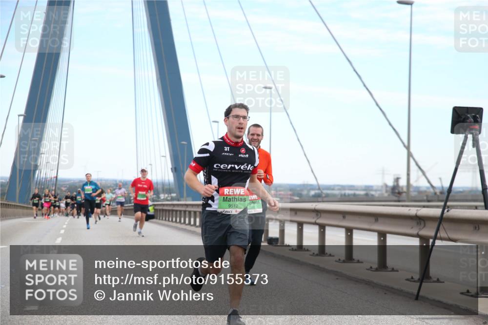 03.10.2025 - Köhlbrandbrückenlauf Jannik Wohlers http://msf.ph/oto/9155373 03.10.2025 15:21:25 Position 1 3, 9512, 7202 meine-sportfotos.de