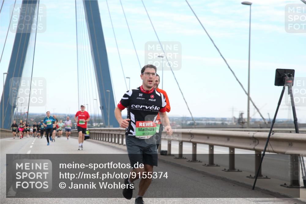 03.10.2025 - Köhlbrandbrückenlauf Jannik Wohlers http://msf.ph/oto/9155374 03.10.2025 15:21:25 Position 1 3, 9512 meine-sportfotos.de