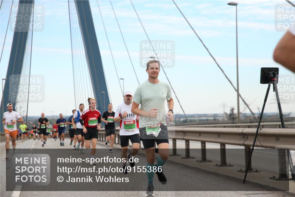 03.10.2025 - Köhlbrandbrückenlauf Jannik Wohlers http://msf.ph/oto/9155386 03.10.2025 15:21:52 Position 1 7225 meine-sportfotos.de