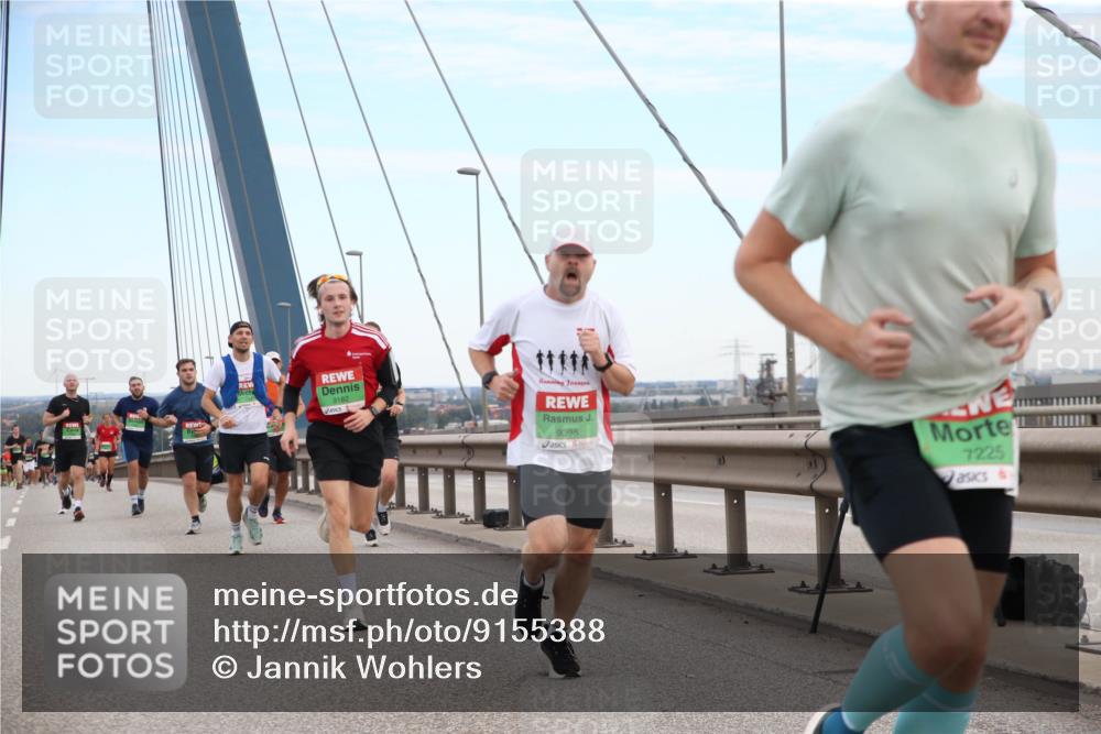 03.10.2025 - Köhlbrandbrückenlauf Jannik Wohlers http://msf.ph/oto/9155388 03.10.2025 15:21:53 Position 1 9182, 9398, 7225 meine-sportfotos.de
