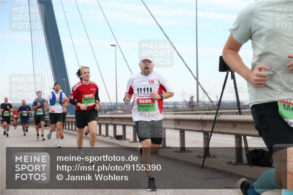 03.10.2025 - Köhlbrandbrückenlauf Jannik Wohlers http://msf.ph/oto/9155390 03.10.2025 15:21:53 Position 1 9182, 9398 meine-sportfotos.de