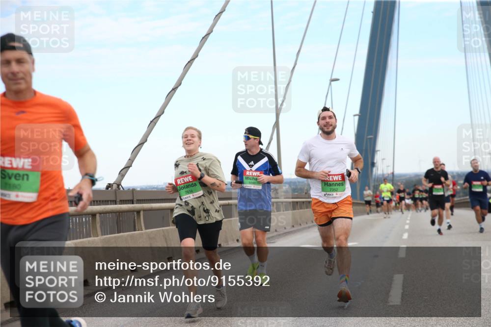 03.10.2025 - Köhlbrandbrückenlauf Jannik Wohlers http://msf.ph/oto/9155392 03.10.2025 15:21:54 Position 1 7180, 7614, 7352 meine-sportfotos.de