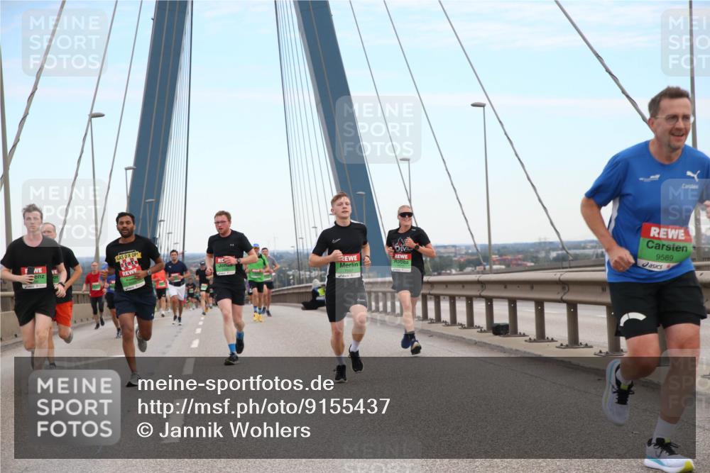 03.10.2025 - Köhlbrandbrückenlauf Jannik Wohlers http://msf.ph/oto/9155437 03.10.2025 15:22:08 Position 1 7570, 9589 meine-sportfotos.de