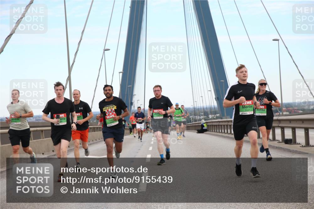 03.10.2025 - Köhlbrandbrückenlauf Jannik Wohlers http://msf.ph/oto/9155439 03.10.2025 15:22:08 Position 1 7597 meine-sportfotos.de