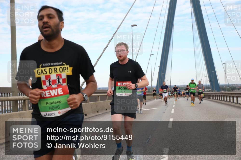 03.10.2025 - Köhlbrandbrückenlauf Jannik Wohlers http://msf.ph/oto/9155449 03.10.2025 15:22:11 Position 1 9666, 7280 meine-sportfotos.de