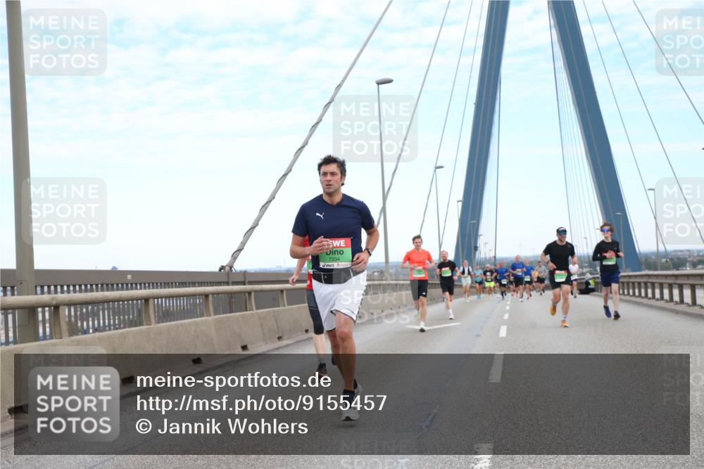 03.10.2025 - Köhlbrandbrückenlauf Jannik Wohlers http://msf.ph/oto/9155457 03.10.2025 15:22:16 Position 1 7204 meine-sportfotos.de