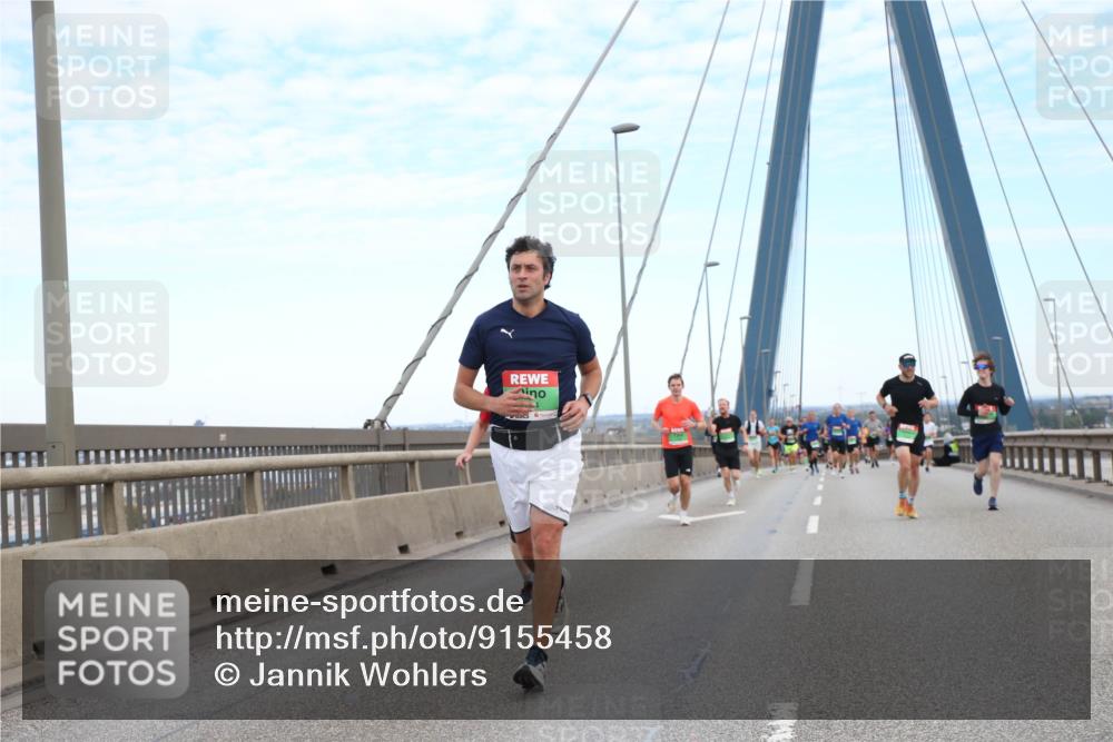 03.10.2025 - Köhlbrandbrückenlauf Jannik Wohlers http://msf.ph/oto/9155458 03.10.2025 15:22:16 Position 1  meine-sportfotos.de