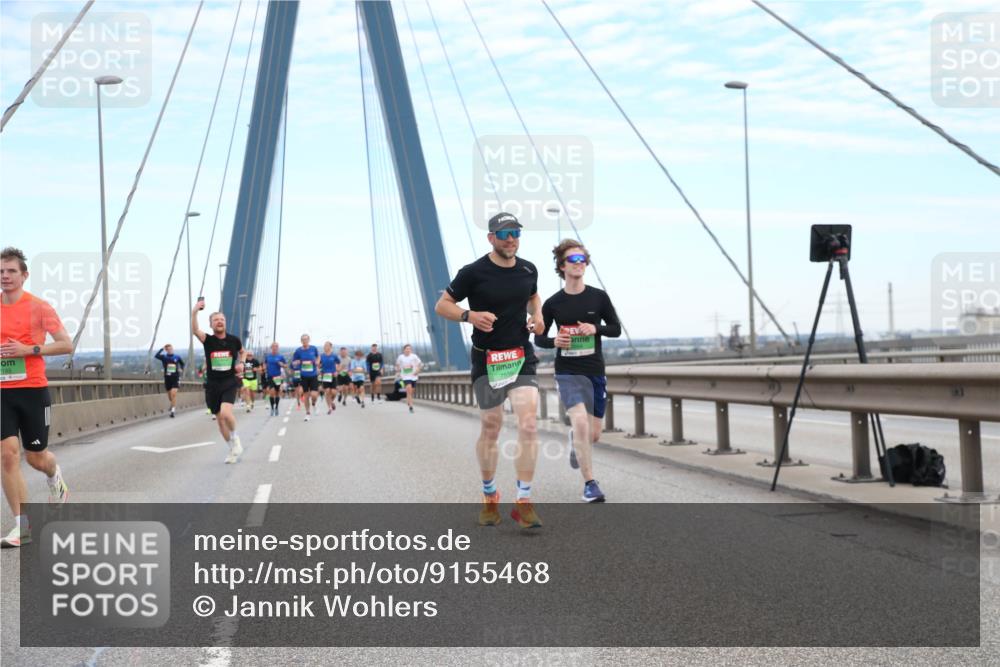 03.10.2025 - Köhlbrandbrückenlauf Jannik Wohlers http://msf.ph/oto/9155468 03.10.2025 15:22:19 Position 1 185, 7535 meine-sportfotos.de